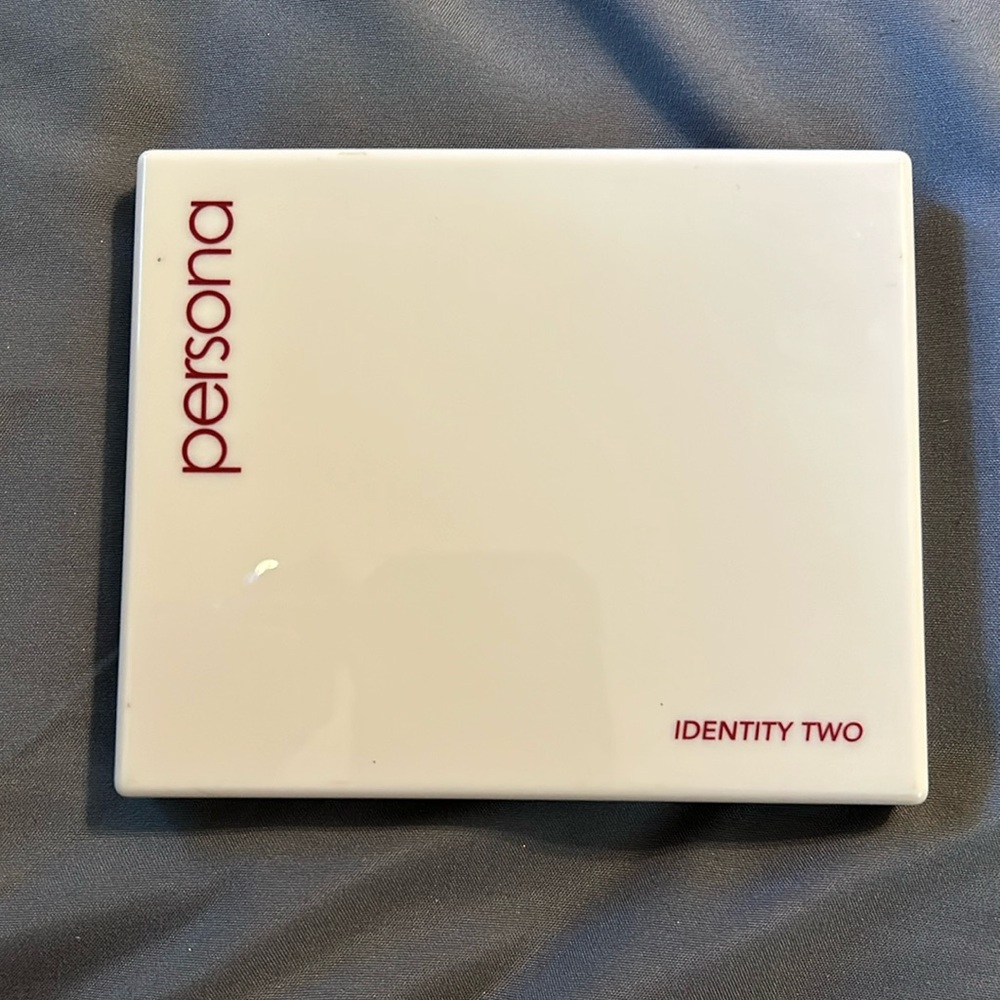 Perdona- Identity Two Eyeshadow Palette
